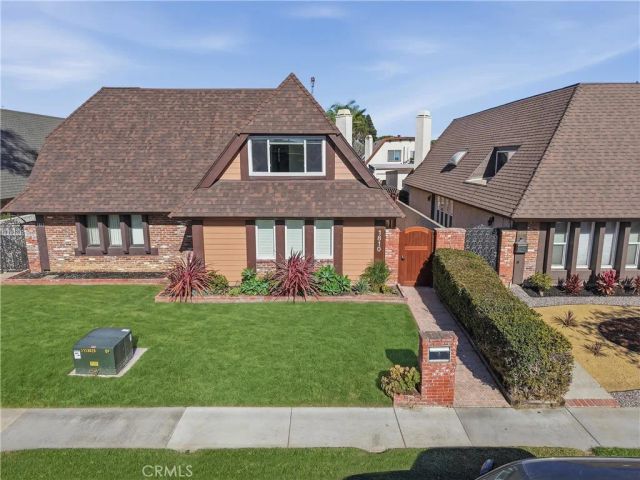 1810 Huntington Street, Huntington Beach, CA 92648