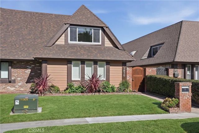 1810 Huntington Street, Huntington Beach, CA 92648