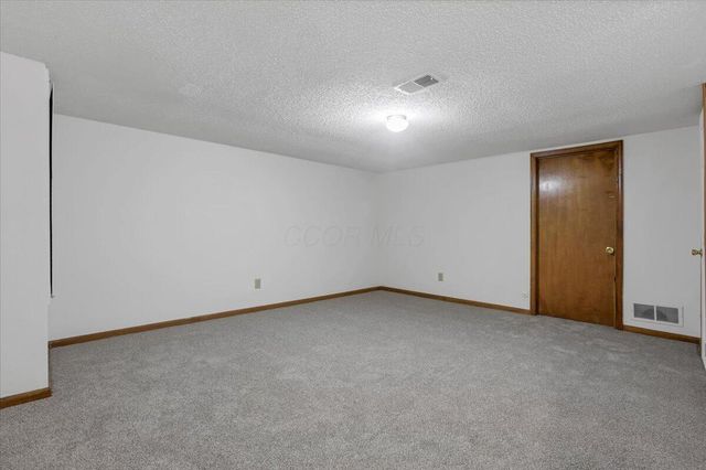 6871 Vally Down Road, Dublin, OH 43017