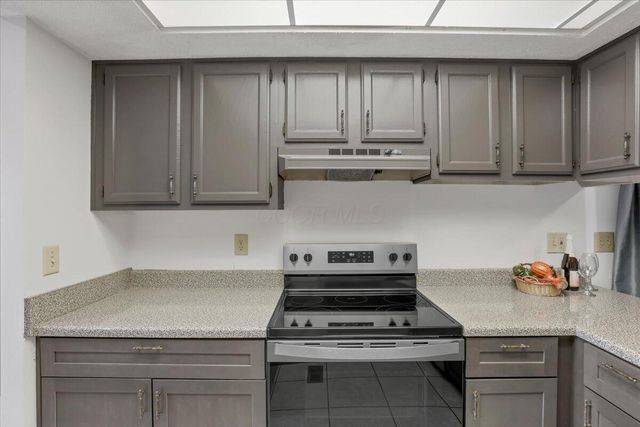 6871 Vally Down Road, Dublin, OH 43017
