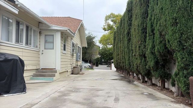 67 N Oak, Pasadena, CA 91107