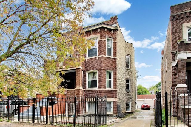 1623 N TRIPP Avenue, Chicago, IL 60639