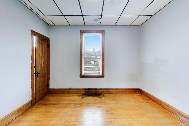 1623 N TRIPP Avenue, Chicago, IL 60639
