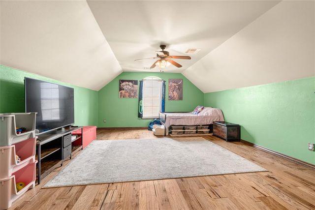 10904 SW 19th Street, Yukon, OK 73099