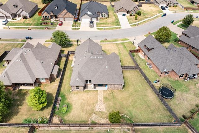 10904 SW 19th Street, Yukon, OK 73099