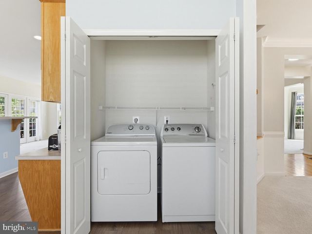 9477 BANKHEAD DR, Manassas, VA 20110