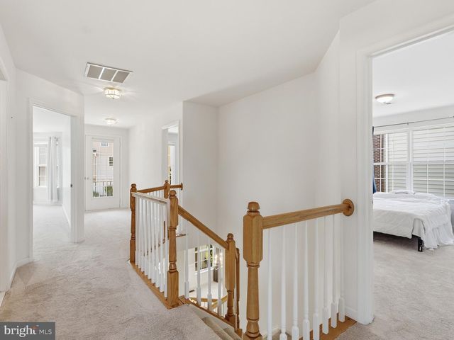 9477 BANKHEAD DR, Manassas, VA 20110