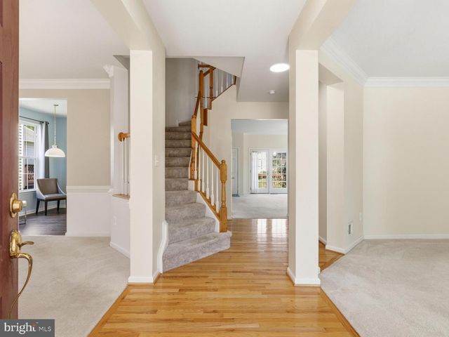 9477 BANKHEAD DR, Manassas, VA 20110