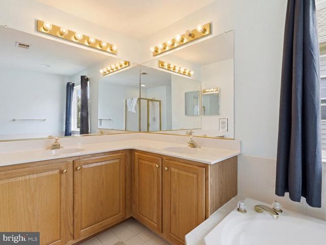 9477 BANKHEAD DR, Manassas, VA 20110