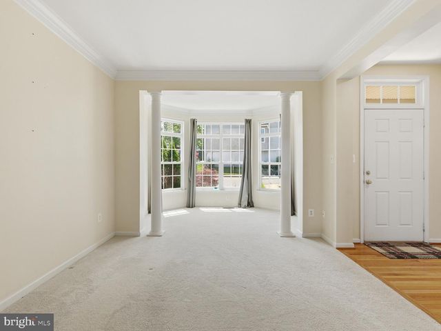 9477 BANKHEAD DR, Manassas, VA 20110
