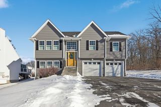 55 Greencourt Street, Worcester, MA 01604