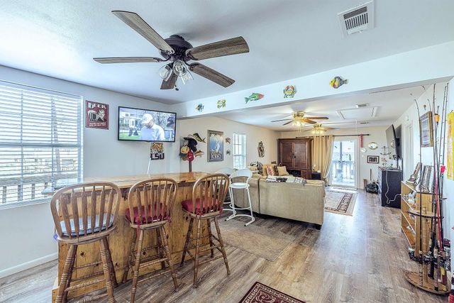 7828 Seaside Drive, Cocodrie, LA 70344