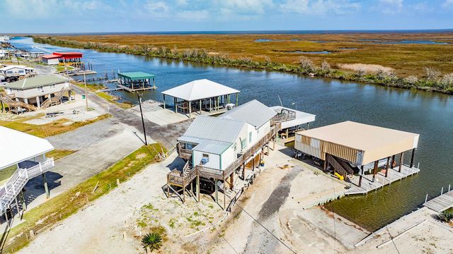 7828 Seaside Drive, Cocodrie, LA 70344