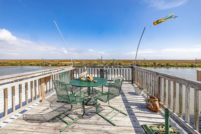 7828 Seaside Drive, Cocodrie, LA 70344