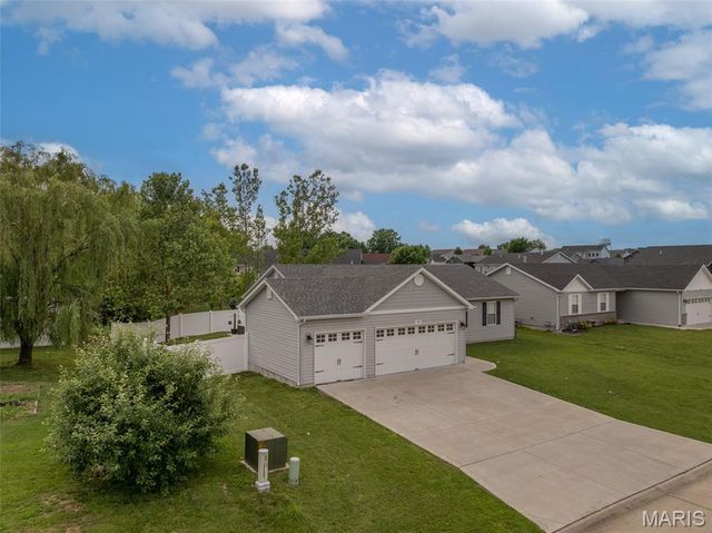 111 Plymouth Drive, Wright City, MO 63390
