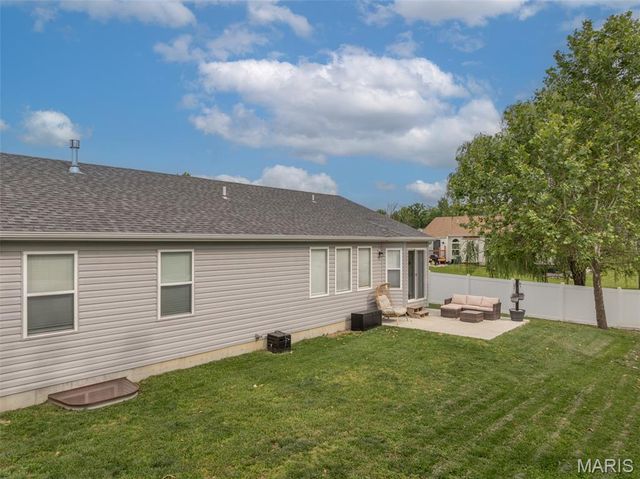 111 Plymouth Drive, Wright City, MO 63390