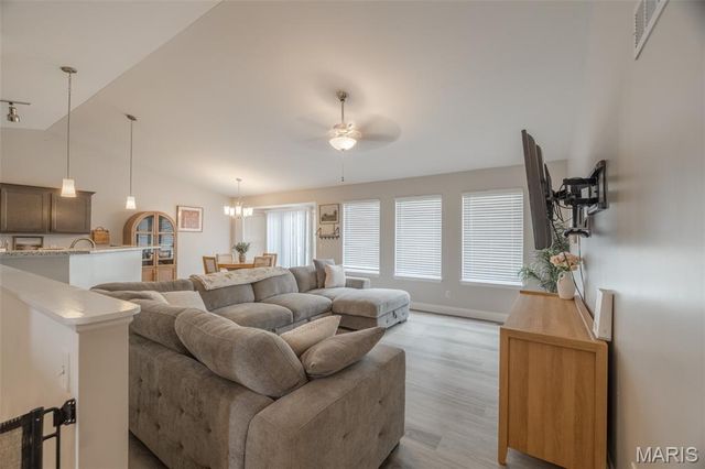 111 Plymouth Drive, Wright City, MO 63390