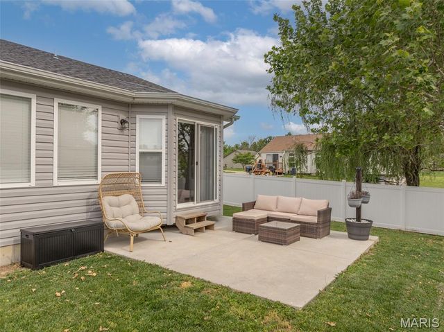 111 Plymouth Drive, Wright City, MO 63390