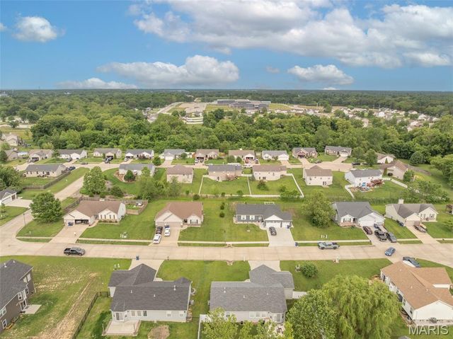 111 Plymouth Drive, Wright City, MO 63390