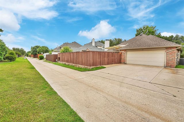 1211 Greenway Drive, Allen, TX 75013