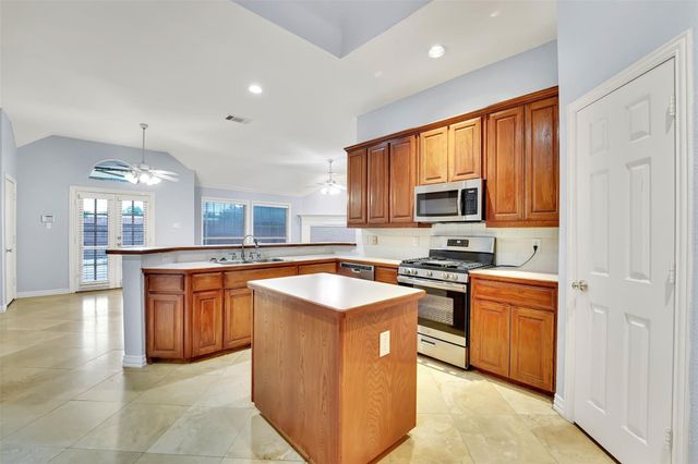 1211 Greenway Drive, Allen, TX 75013