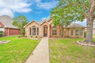 1211 Greenway Drive, Allen, TX 75013