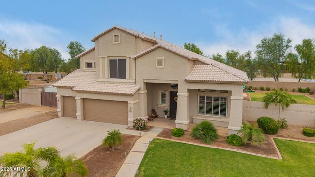 860 E OAKLAND Street, Gilbert, AZ 85295