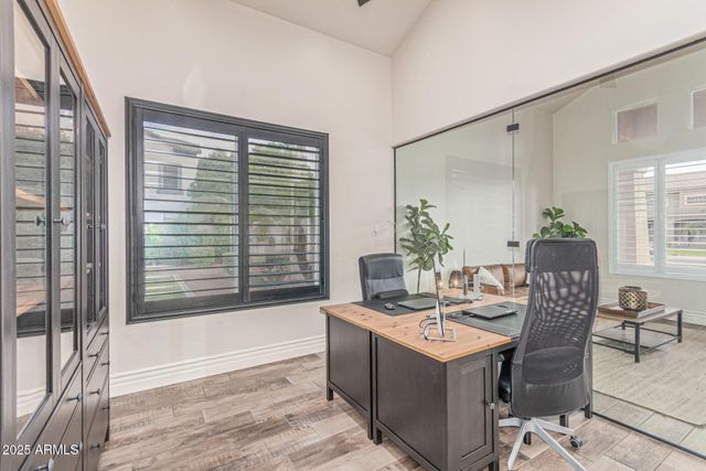 860 E OAKLAND Street, Gilbert, AZ 85295