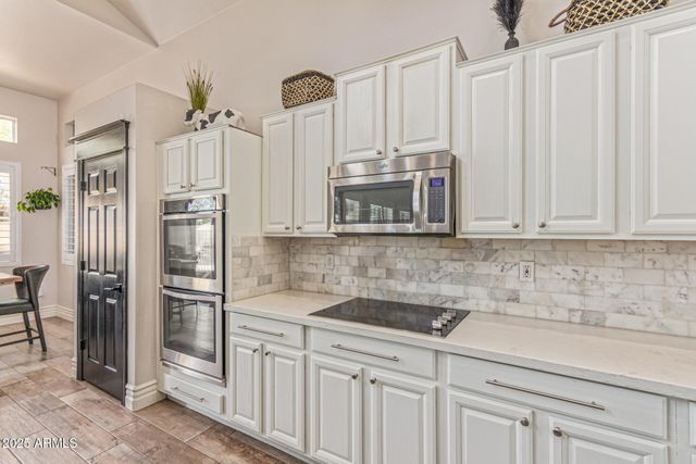 860 E OAKLAND Street, Gilbert, AZ 85295