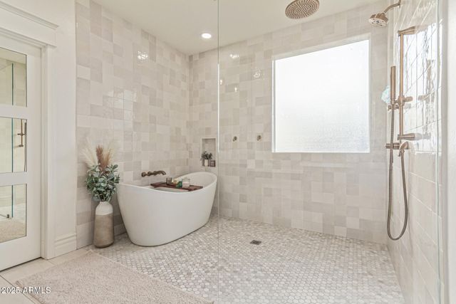 860 E OAKLAND Street, Gilbert, AZ 85295