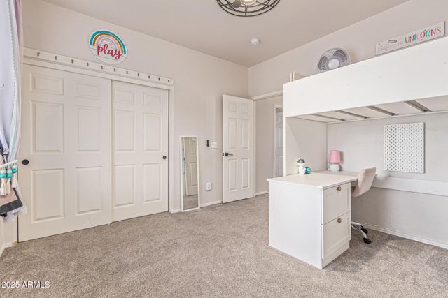 860 E OAKLAND Street, Gilbert, AZ 85295