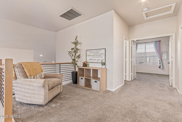 860 E OAKLAND Street, Gilbert, AZ 85295