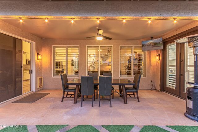 860 E OAKLAND Street, Gilbert, AZ 85295