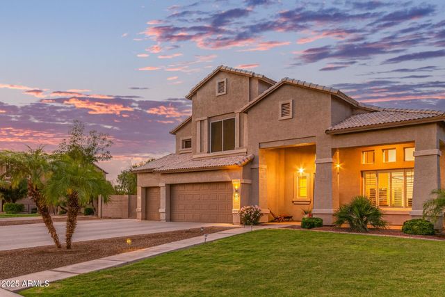 860 E OAKLAND Street, Gilbert, AZ 85295