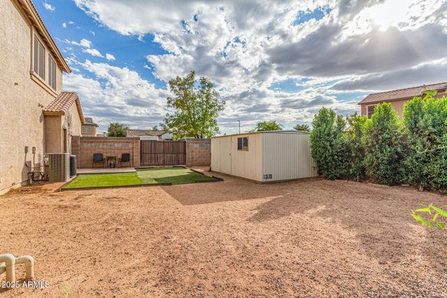 860 E OAKLAND Street, Gilbert, AZ 85295