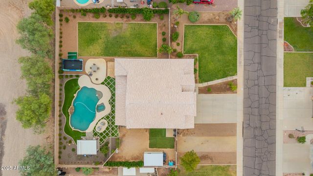 860 E OAKLAND Street, Gilbert, AZ 85295