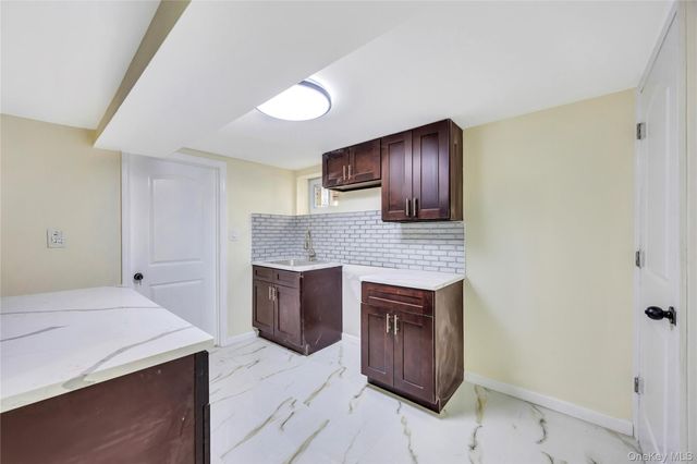 100-35 204th Street, Hollis, NY 11423