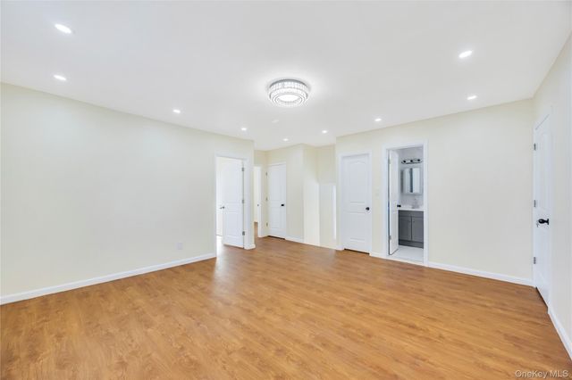 100-35 204th Street, Hollis, NY 11423