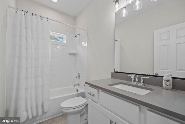 7250 AIRLIE RD, Warrenton, VA 20187