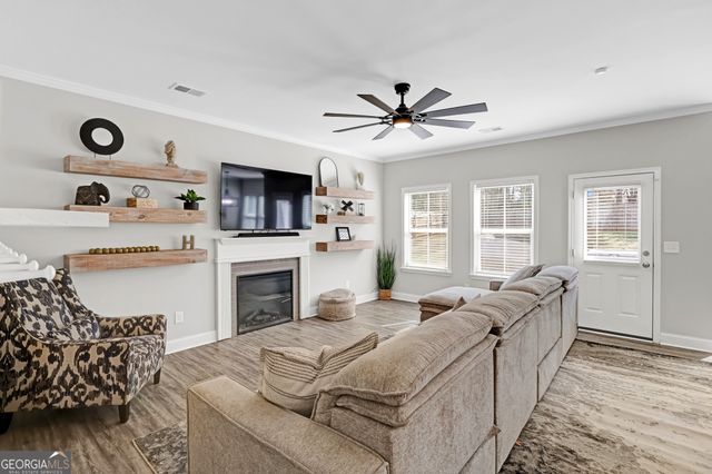 125 Clear Springs Drive, Jackson, GA 30233