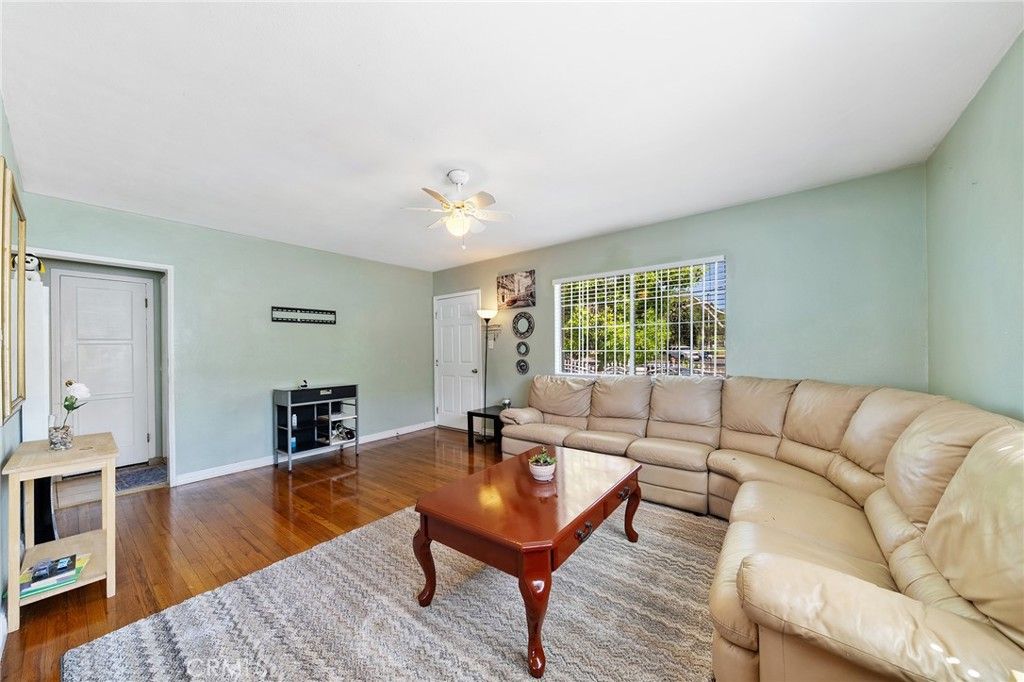 Image 27 of property listing at 1222 E 103rd, Los Angeles, CA 90002