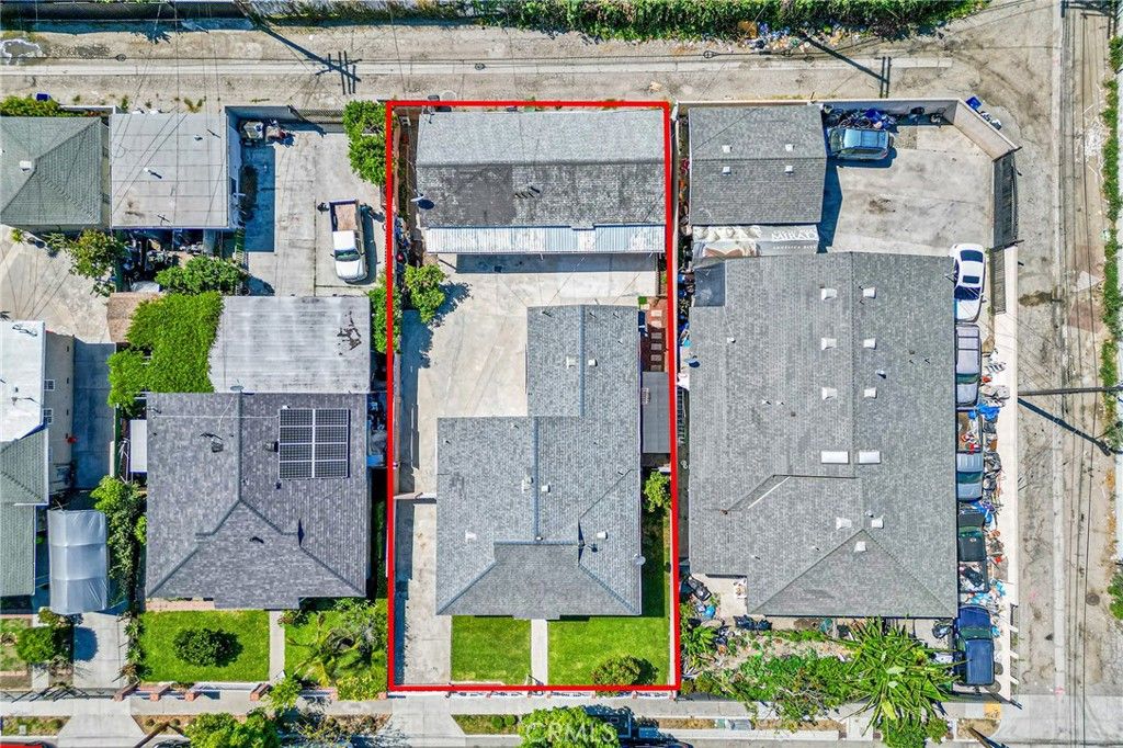 Image 36 of property listing at 1222 E 103rd, Los Angeles, CA 90002