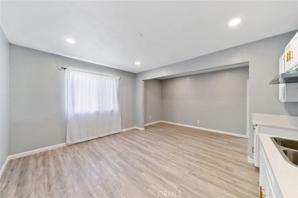 Image 9 of property listing at 1222 E 103rd, Los Angeles, CA 90002