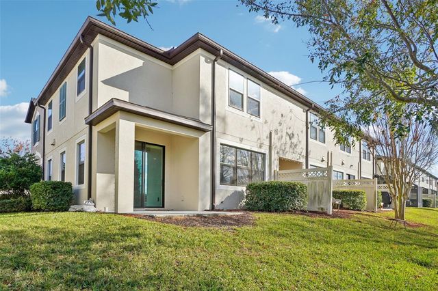 11540 CROWNED SPARROW LANE, Tampa, FL 33626