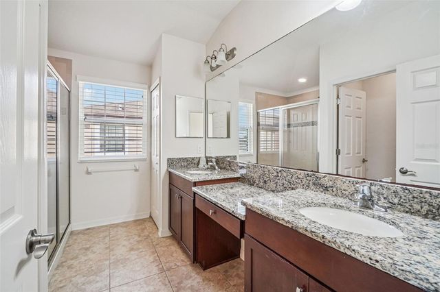 11540 CROWNED SPARROW LANE, Tampa, FL 33626