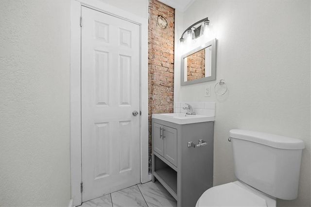 3815 Smart Avenue, Kansas City, MO 64124