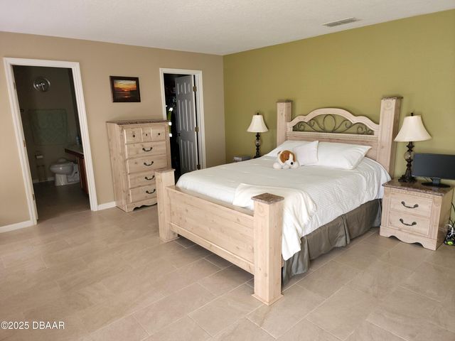 260 Bayberry Lakes Boulevard, Daytona Beach, FL 32124