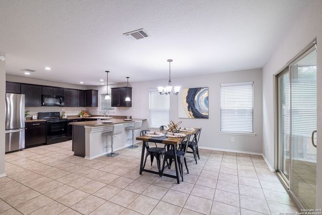 243 Pleasanton Spring, San Antonio, TX 78221