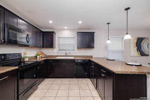 243 Pleasanton Spring, San Antonio, TX 78221