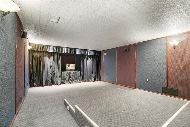5866 Ponderosa Drive, Stevensville, MI 49127